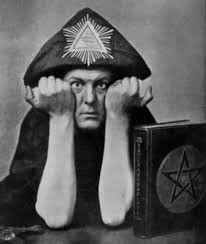 Hechiceros Famosos Reales: Aleister Crowley